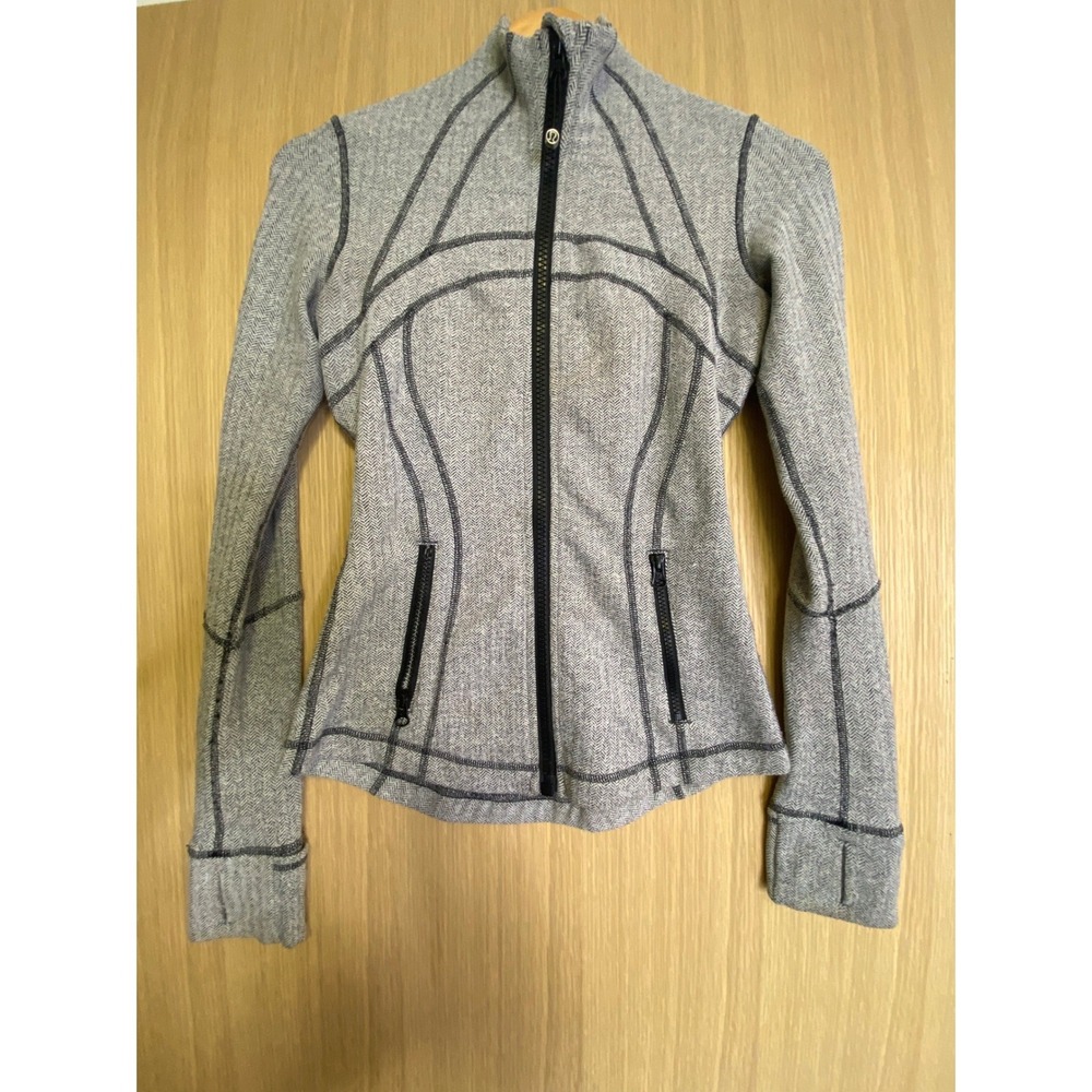 Lululemon Women 4 Define Jacket Grey Herringbone Full Zip Thumbholes Activewear
